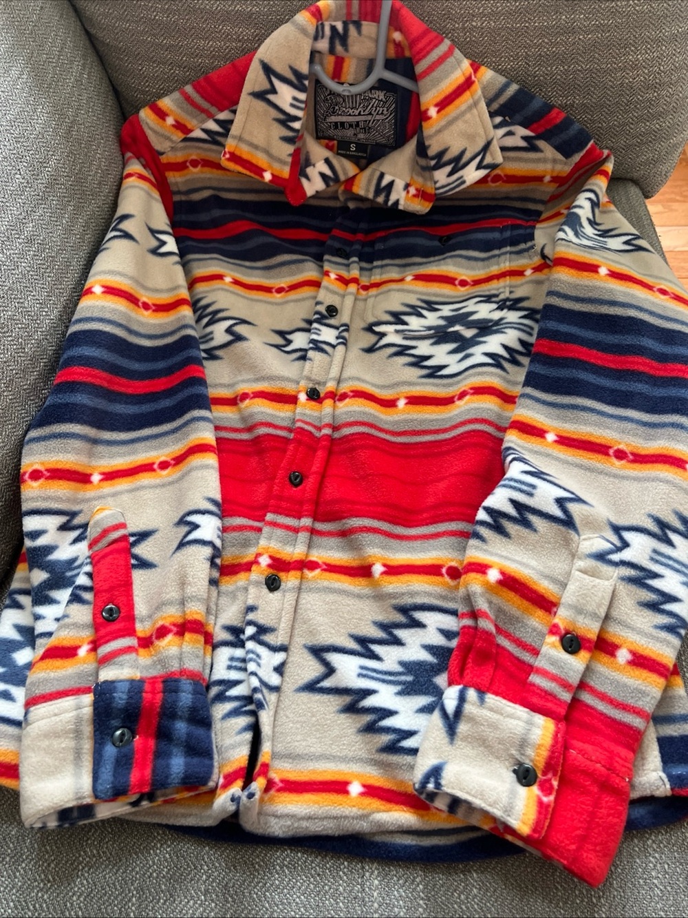 Brooklyn Cloth Mens Women’s Small Tribal Fleece Button Up Collared Shirt